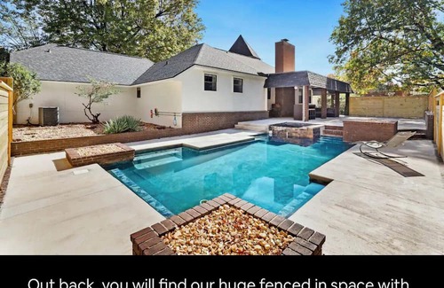 Bentonville - Fayetteville House | NWA Getaway Pool, Arcade, Trails
