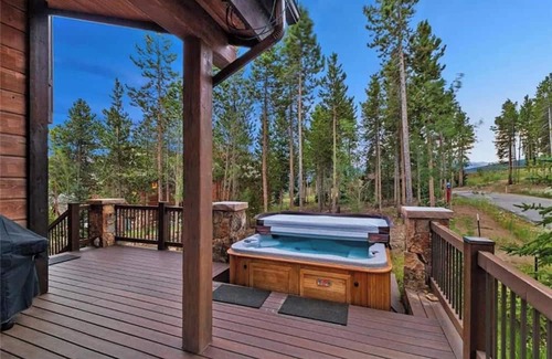 Timber Trail House | Summit Serenity: Pup-Friendly! Hot Tub, Private Shuttle, One Ski Hill Access