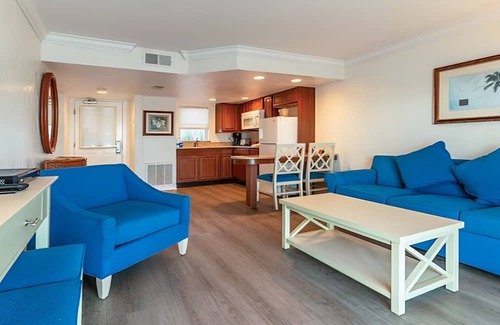 Captiva Hotel | Ocean View 1BR w/Private Balcony – Perfect Family Retreat! | Parking | Pool