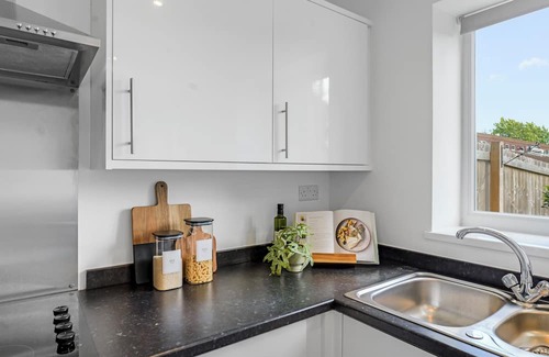 St Helens House | St Helens Near Haydock Park Racecourse, Free Parking