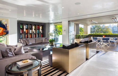 Darling Point House | Darling Point Icon by Contemporary Hotels