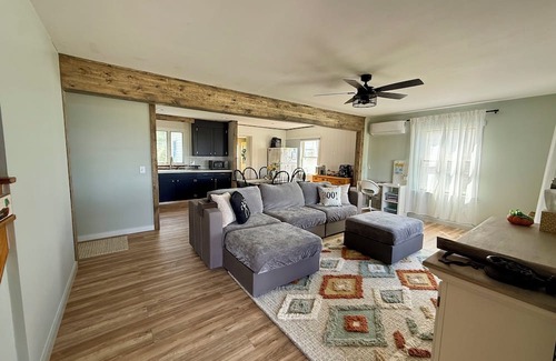 Ewell House | Charming 2 Bedroom house in beautiful Smith Island
