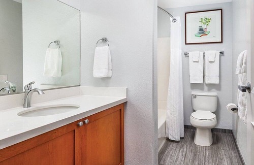 Old Las Palmas Resort | Cozy 1-bedroom resort with AC, fitness room & pool in beautiful Palm Springs