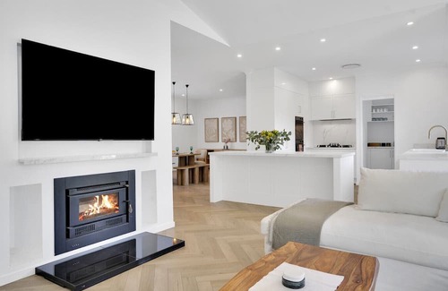 Peachester Apartment | Entire Property @ Sunshine Grove