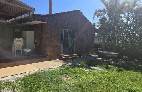 Parkwood House | Twiga Perth - A home away from home