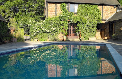 Liphook House | Countryside Manor House with Pool and Rural Views