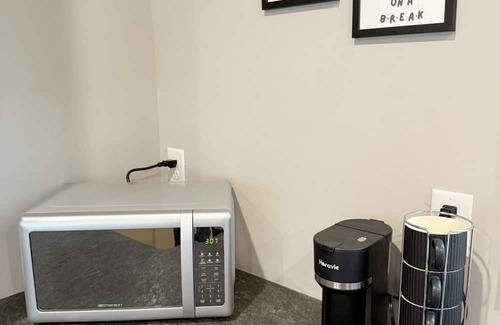 Easley House | Tigers Friends! 18 mls to Clemson, 737 mls to NYC 2 BD 2.5 Bath