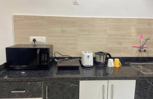 Arpora Villa | Hi5 Stays SEaRENITY Chic 2BHK with pool North Goa