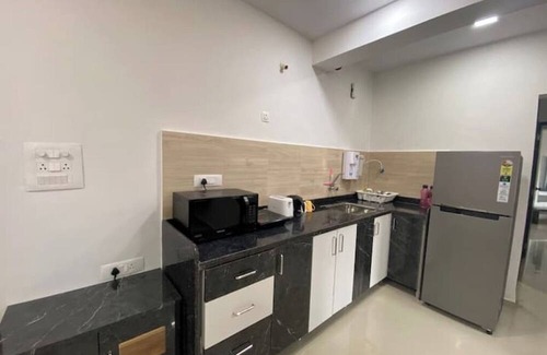 Arpora Villa | Hi5 Stays SEaRENITY Chic 2BHK with pool North Goa