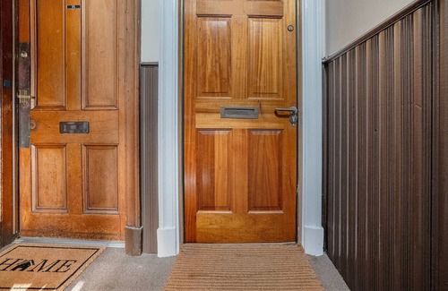 Central Aberdeen Apartment | Holburn Street Lodge - Grampian Lettings