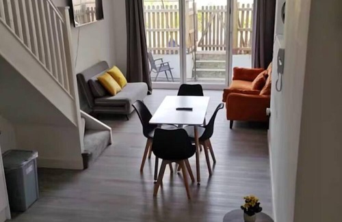 Brownswood Apartment | Duplex studio near Emirates Stadium