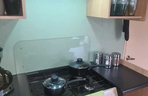 Towyn House | 3 bedroom static Sleeps 8 on winkups Towyn FREE ENTERTAINMENT close to Beach