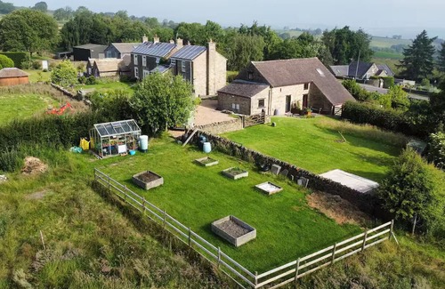 Chesterfield Cottage | Oak Cottage – Entire guest house in North East Derbyshire, United Kingdom