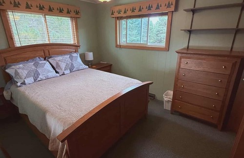 Bergland House | Marko's Bergland Northside Cabin