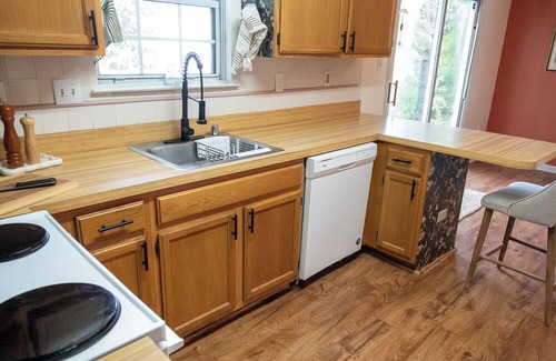 Waldorf House | Cozy 3-bedroom house with Character in Waldorf