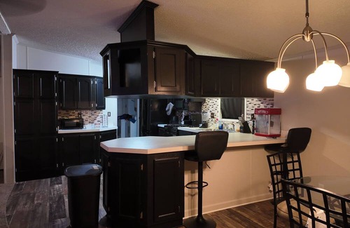 Romulus House | Cozy 1-bedroom mobile home in enchanting Romulus with AC