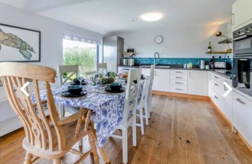 St Ives House | St Ives Countryside House with Games Room and Pool Table