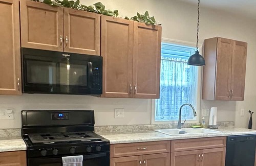 Cadillac Cottage | Destination Leisure – Cottage A, 2BR Next to Mitchell State Park Campground