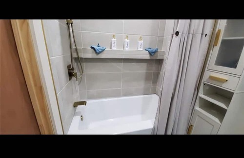 Homestead Apartment | Wonderful 2-bedroom apartment with AC in Homestead