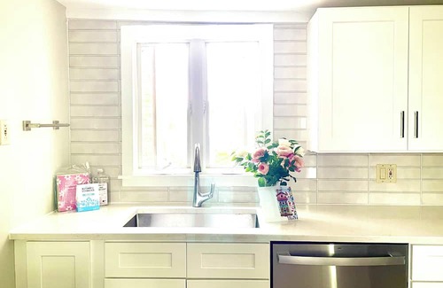 Newton Upper Falls Apartment | 1br Private Apartment Efficiency Unit Renovated Bathroom Kitchen