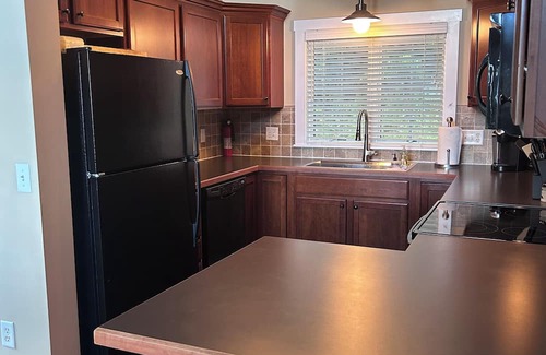 Westmore Cottage | Beautiful cottage overlooking Lake Willoughby with lake access