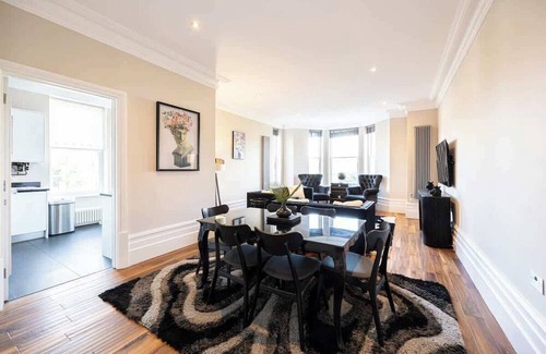 Trafford Apartment | The Bowdon- Luxury Apartment