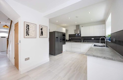 Wilmslow House | The Wilmslow House Su