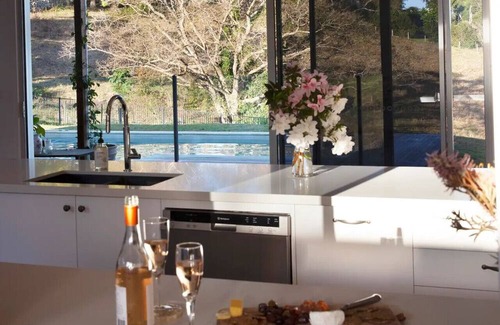 Bangalow House | Sanctuary Spaces - Fig Tree Hill Retreat