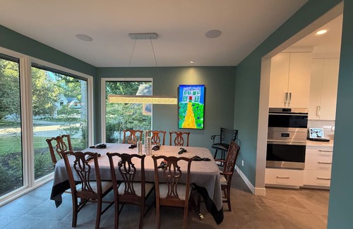 Prairie Hills House | New, modern residence with pool and GC view. Available World Cup month only.
