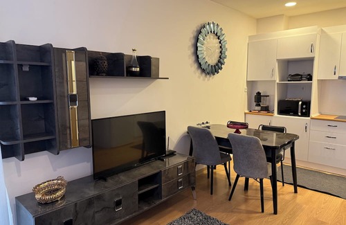 Esenyurt House | Charming 2-bedroom building in terrific Istanbul with AC