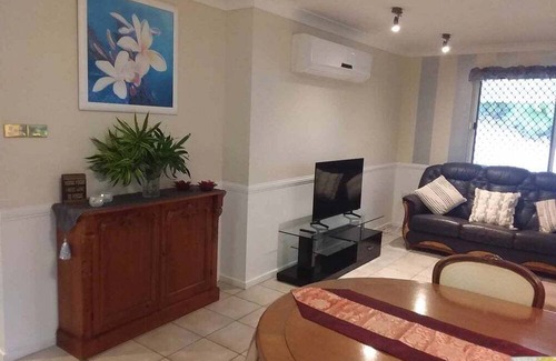 The Range House | Tranquility On King Rockhampton