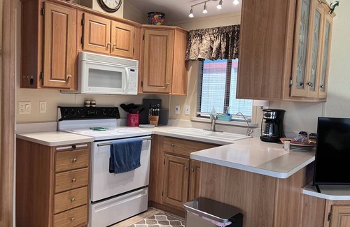 Casa Grande House | Beautiful Palm Creek Resort Park Model