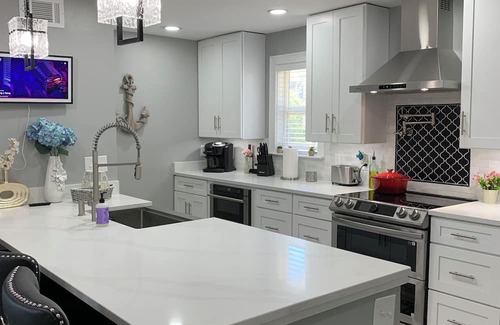 Horseshoe Lake House | Horseshoe Lake - Newly Renovated Modern Lakehouse