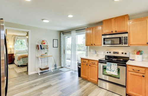 Arcadia House | Traveling Nurses Welcome! Peaceful Home in Arcadia