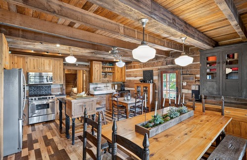 Guntersville Cabin | NEW! Cabin Unbound - Historic Lakefront Comfort