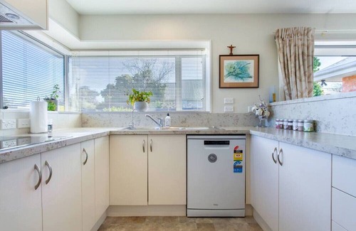 Somerfield Apartment | Your Home Away From Home on Barrington Street