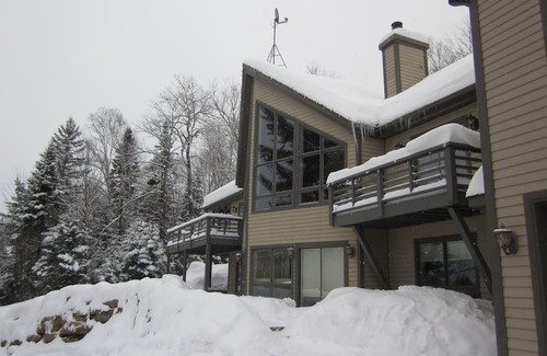 Sainte-Marguerite-du-Lac-Masson Ski Chalet | Panoramic view of Lac Masson. A lot of activities! Rental 31 days and more