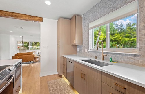 Central Sarasota House | Bliss to Bay Home + Guest Suite by RVA