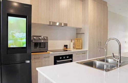 Labrador House | Drift and Dwell Minutes to Labrador Beach and Dining