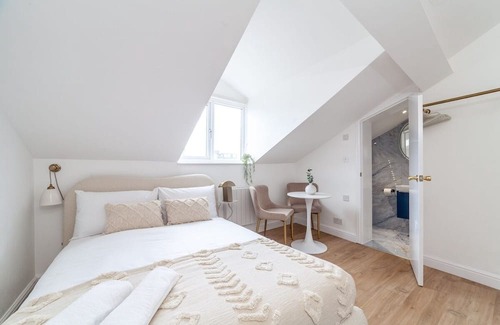 Brondesbury Apartment | Stylish & Petit Studio flat w/great tube connectio