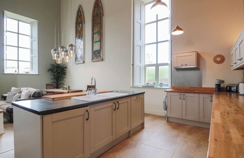 Norham Cottage | THE OLD CHAPEL, pet friendly, with open fire in Norham