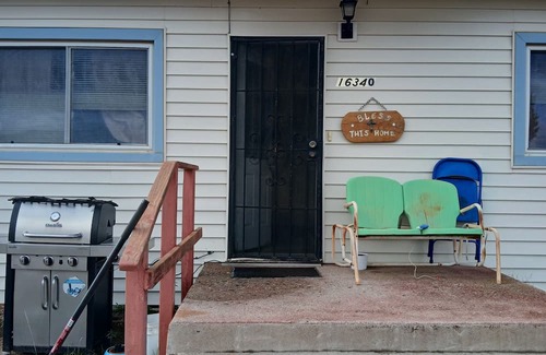 Valentine House | Quiet, cozy getaway. Centrally located. Pet friendly.