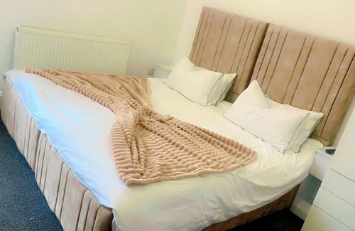 Colne Bed & Breakfast | Delightful 1-bedroom bed & breakfast in Colne