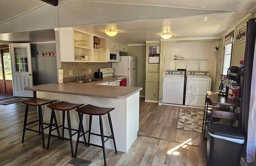 Keene House | Atwood Lake access, Sleeps 6,