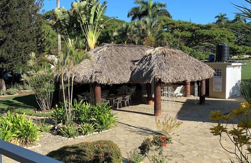 Los Brazos Apartment | Caribbean family apartment near the beach