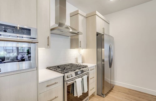 Weber County House | Hike & Ski: Townhome 8 Mi to Dtwn Ogden!