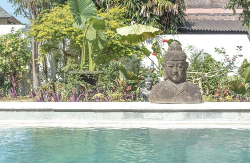 Bukit Villa | Coastal Garden Villa. private pool- Family-Friendly-Garden View- Airport Shuttle