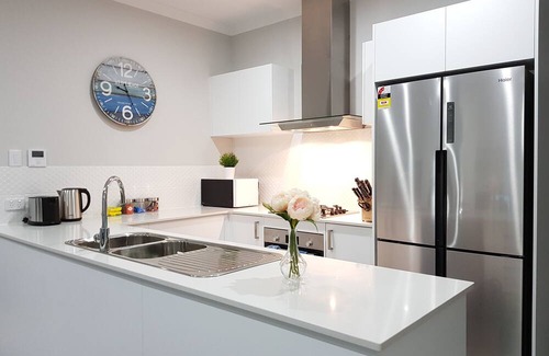 Balga House | Culloton Retreat – Bright 3BR Home Near Shops, Parks & Beaches