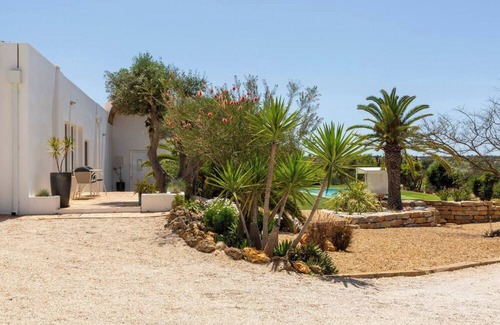 Albufeira Cottage | Pimenta Rosa Suite | Countryside views & pool