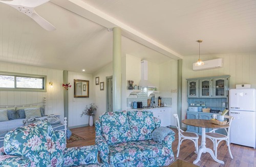 Taradale Cottage | Kangaroo Creek Cottage